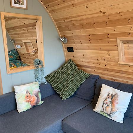 Red Squirrel Pod With Hot Tub Villa Oban Exterior photo