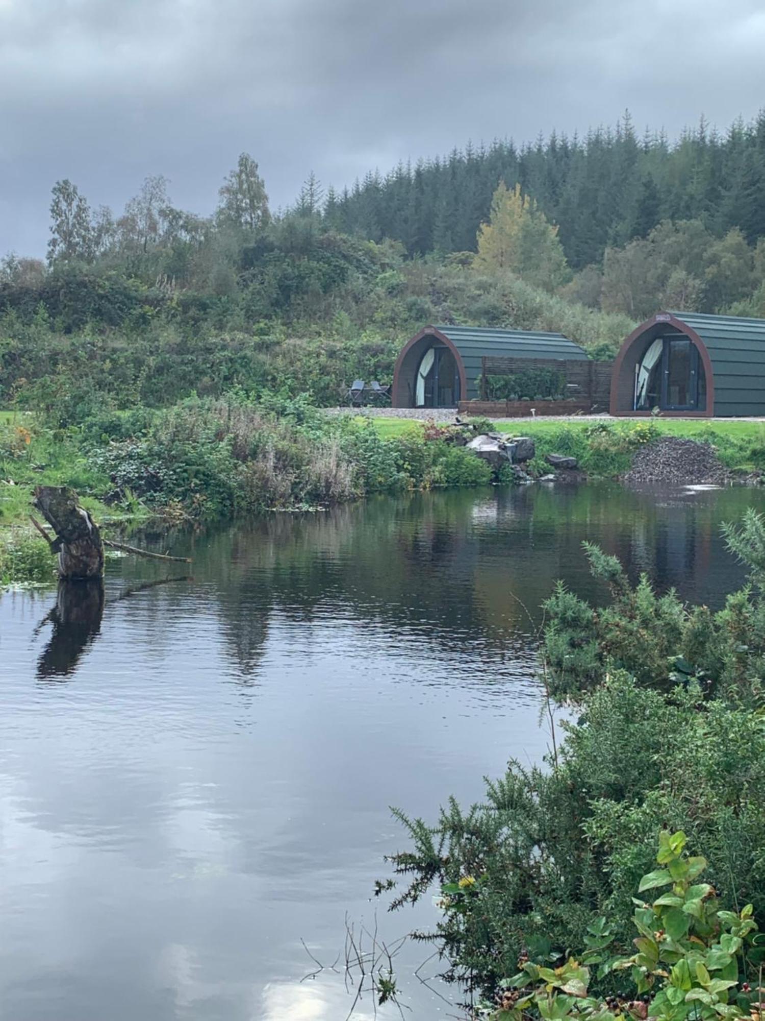 Red Squirrel Pod With Hot Tub Villa Oban Exterior photo
