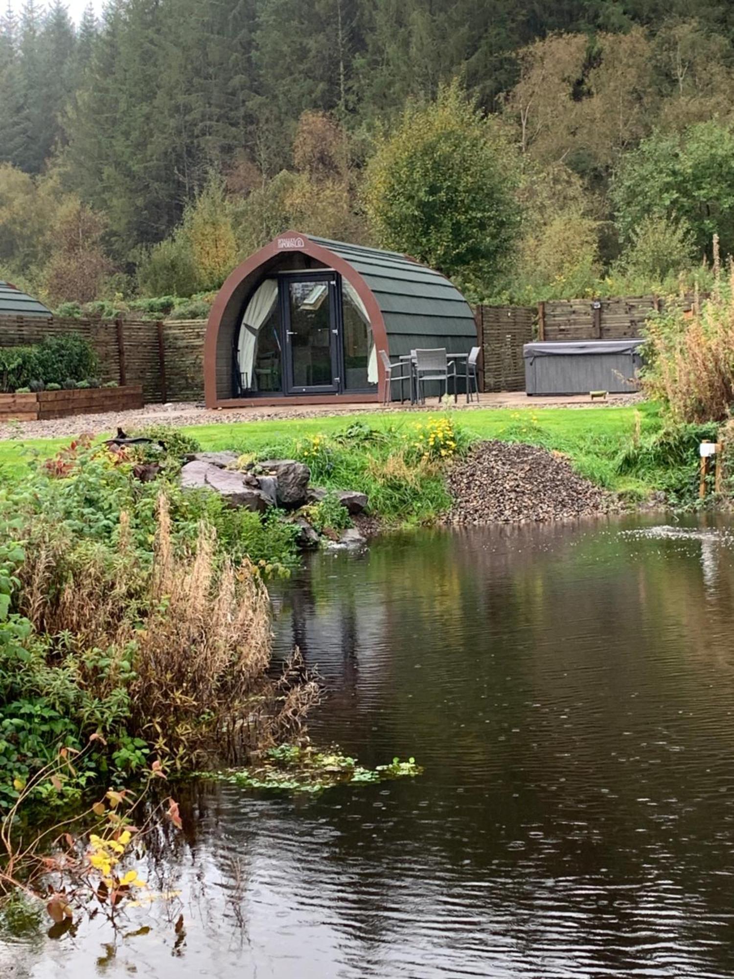 Red Squirrel Pod With Hot Tub Villa Oban Exterior photo